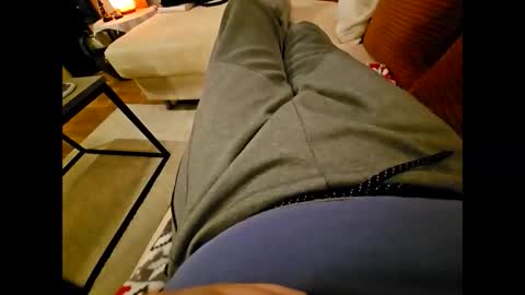 Snapshot of garbis11 chatting on December 7, 8:44 am garbis11 online show from December 7, 8:44 am