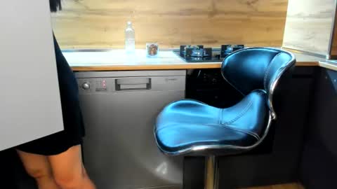 garry69eva online show from June 10, 7:02 pm