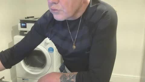 Snapshot of garybaker60 chatting on February 5, 7:40 pm Gaz online show from February 5, 7:40 pm