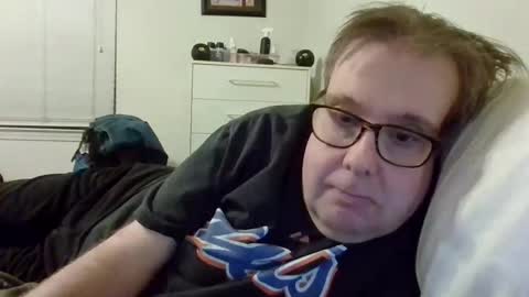 Snapshot of garyg930 chatting on February 22, 2:24 am Gary online show from February 22, 2:24 am