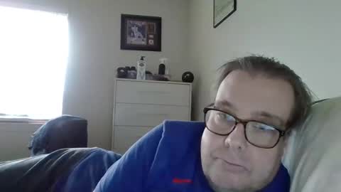 Snapshot of garyg930 chatting on March 8, 9:29 pm Gary online show from March 8, 9:29 pm