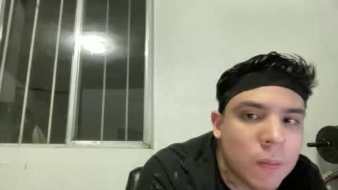 garypinepineapple online show from April 22, 3:31 am