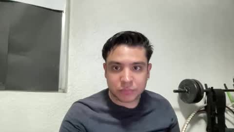 Snapshot of garypinepineapple chatting on May 8, 2:50 am garypinepineapple online show from May 8, 2:50 am