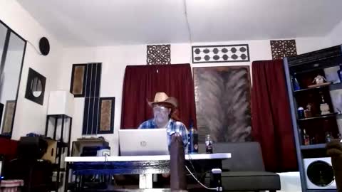 gatewaylaptop2019 online show from October 27, 6:56 pm