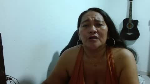 Snapshot of gatika_sexy chatting on May 26, 2:51 am katia online show from May 26, 2:51 am