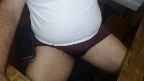 Snapshot of gato27cam chatting on September 28, 10:42 am Marco online show from September 28, 10:42 am