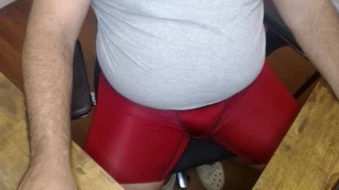 Snapshot of gato27cam chatting on November 28, 12:13 am Marco online show from November 28, 12:13 am