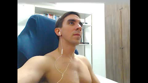gatosarado23 online show from November 14, 2:21 am