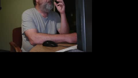 gavineverett3 online show from October 21, 6:36 am