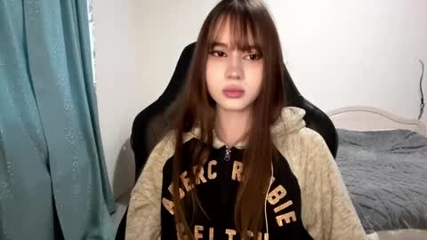 Bella online show from May 12, 3:31 pm