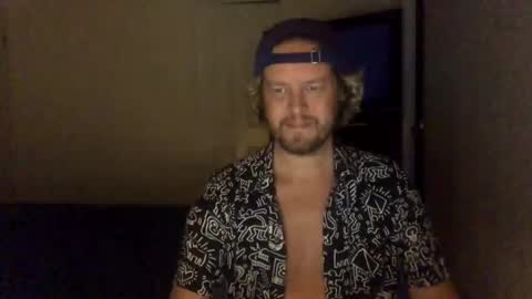 gcsurfer81 online show from March 10, 8:15 am