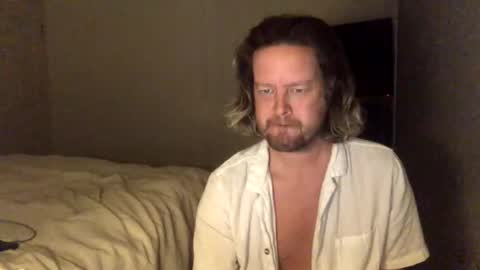 gcsurfer81 online show from September 22, 7:54 am