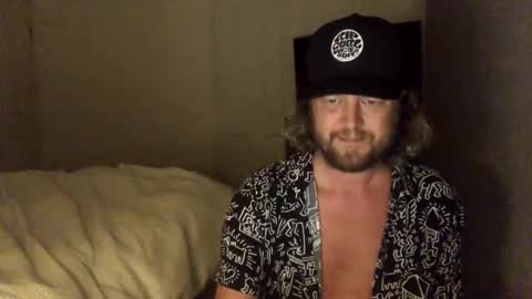 gcsurfer81 online show from October 4, 8:45 am