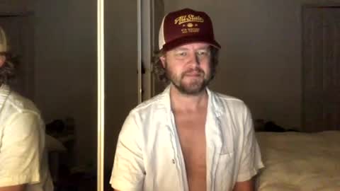 Snapshot of gcsurfer81 chatting on June 19, 9:02 am gcsurfer81 online show from June 19, 9:02 am