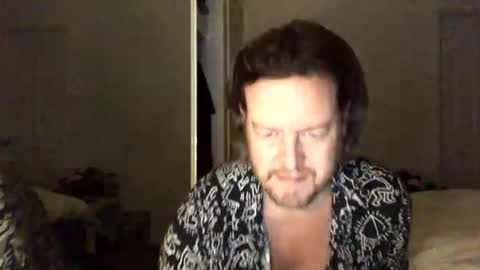 gcsurfer81 online show from July 11, 9:12 am