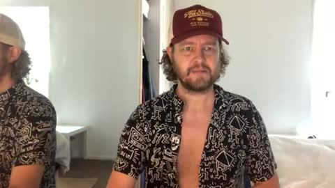 gcsurfer81 online show from July 23, 1:19 am