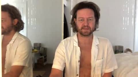 gcsurfer81 online show from July 31, 4:23 am