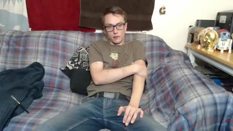 Snapshot of gdanch chatting on January 13, 12:41 am G online show from January 13, 12:41 am