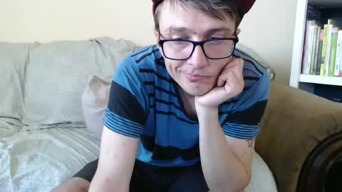 Snapshot of gdanch chatting on February 20, 9:53 pm G online show from February 20, 9:53 pm