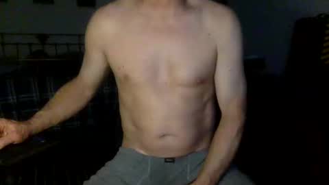 Snapshot of geetarluvver chatting on January 15, 1:02 am geetarluvver online show from January 15, 1:02 am