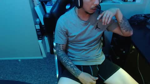 Snapshot of gefeeer chatting on September 22, 2:46 am gefeeer online show from September 22, 2:46 am