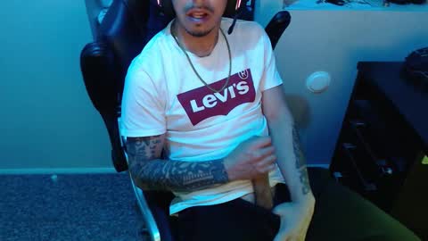 Snapshot of gefeeer chatting on October 2, 3:35 am gefeeer online show from October 2, 3:35 am