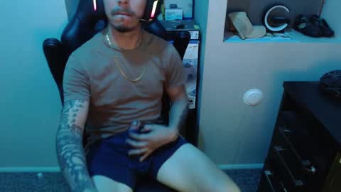 Snapshot of gefeeer chatting on October 4, 3:15 am gefeeer online show from October 4, 3:15 am