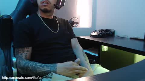 Snapshot of gefeeer chatting on November 2, 5:48 pm gefeeer online show from November 2, 5:48 pm