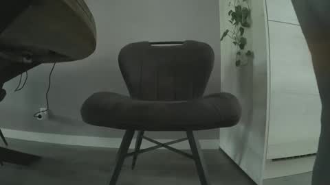Snapshot of geilepik_50 chatting on May 17, 8:23 am geilepik_50 online show from May 17, 8:23 am