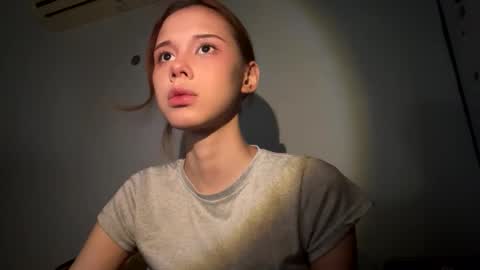 ChaRisa online show from May 1, 7:07 pm