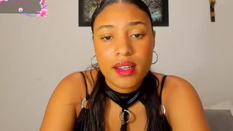 Snapshot of gema_garcia10 chatting on December 20, 1:58 am gema online show from December 20, 1:58 am