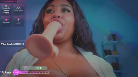 Snapshot of geminis_grey chatting on October 4, 12:30 am Geminis online show from October 4, 12:30 am