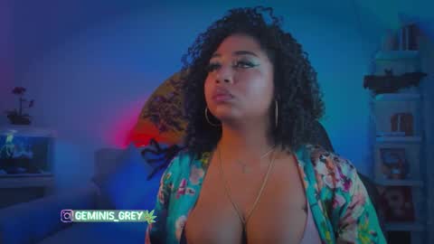 Snapshot of geminis_grey chatting on October 18, 2:03 am Geminis online show from October 18, 2:03 am