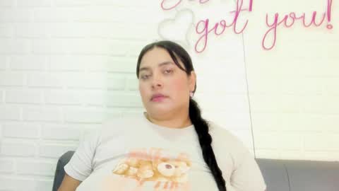 geminis muentes online show from December 17, 7:20 pm