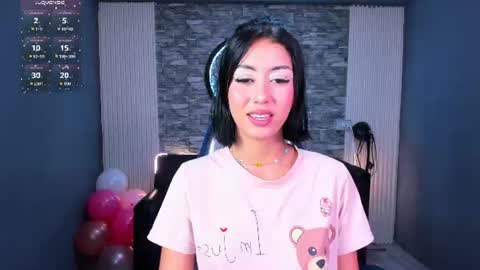 gemma18_ online show from June 20, 11:51 pm