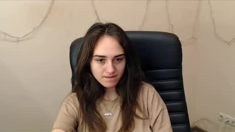 Snapshot of gemma_arterton chatting on March 7, 9:18 am Gemma online show from March 7, 9:18 am