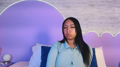 gemma_hunt online show from May 28, 11:51 am