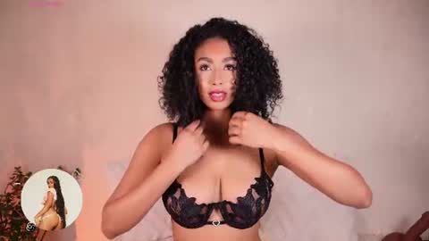 Snapshot of gemmacarter_ chatting on July 5, 2:18 am online show from July 5, 2:18 am