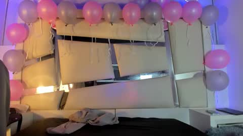 Genesis online show from November 4, 3:05 am