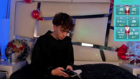 Genesis online show from December 17, 4:18 am