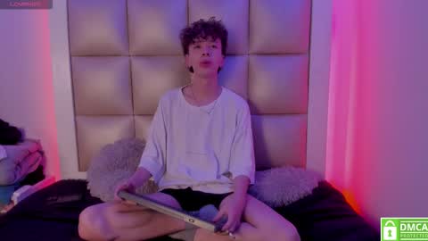 genesis_js online show from March 8, 12:41 am