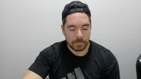 genesis_wb online show from November 18, 3:23 am