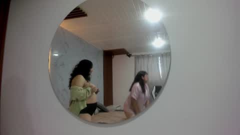 genesis_y_moon online show from June 20, 11:02 am