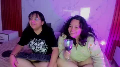 genesis_y_moon online show from June 21, 3:31 am