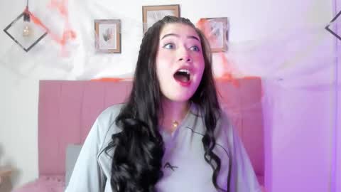 Sofia online show from October 28, 3:10 am