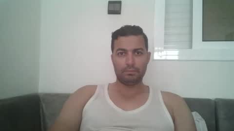 Snapshot of genteldevil chatting on December 10, 9:23 am genteldevil online show from December 10, 9:23 am