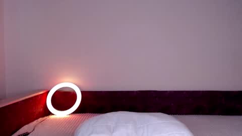 Chrisa online show from February 9, 8:22 am