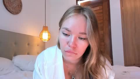 Mary  Blonde and Kira brunette online show from May 22, 5:03 am