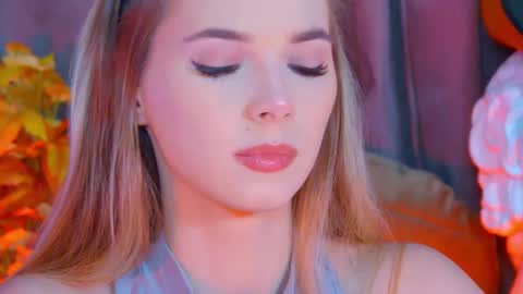 Snapshot of gentlerossi chatting on November 12, 6:52 pm GentleRossi online show from November 12, 6:52 pm