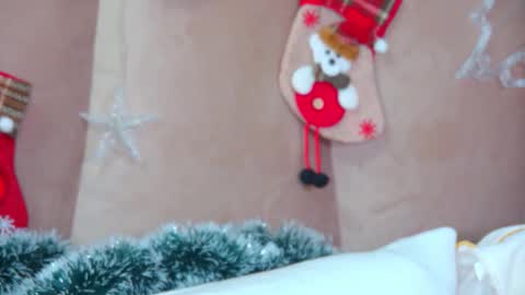 Snapshot of gentlerossi chatting on December 5, 3:30 pm GentleRossi online show from December 5, 3:30 pm